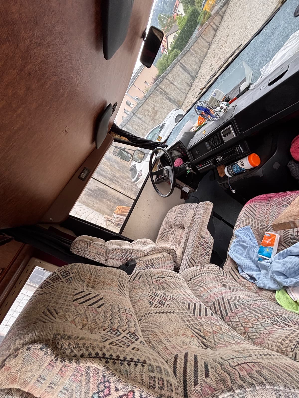 Mercedes 410d 1989 146'000 km roulant véhicule pour export Vallorbe Suisse romande Drive ON SA — photo 5