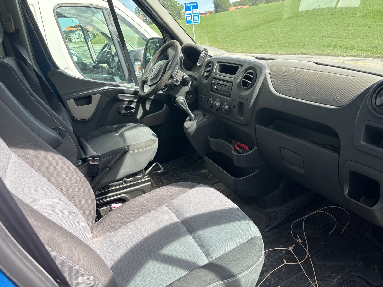 Renault Master T35 DCI150 2013 162'000 km roulant véhicule pour export Vallorbe Suisse romande Drive ON SA — photo 3