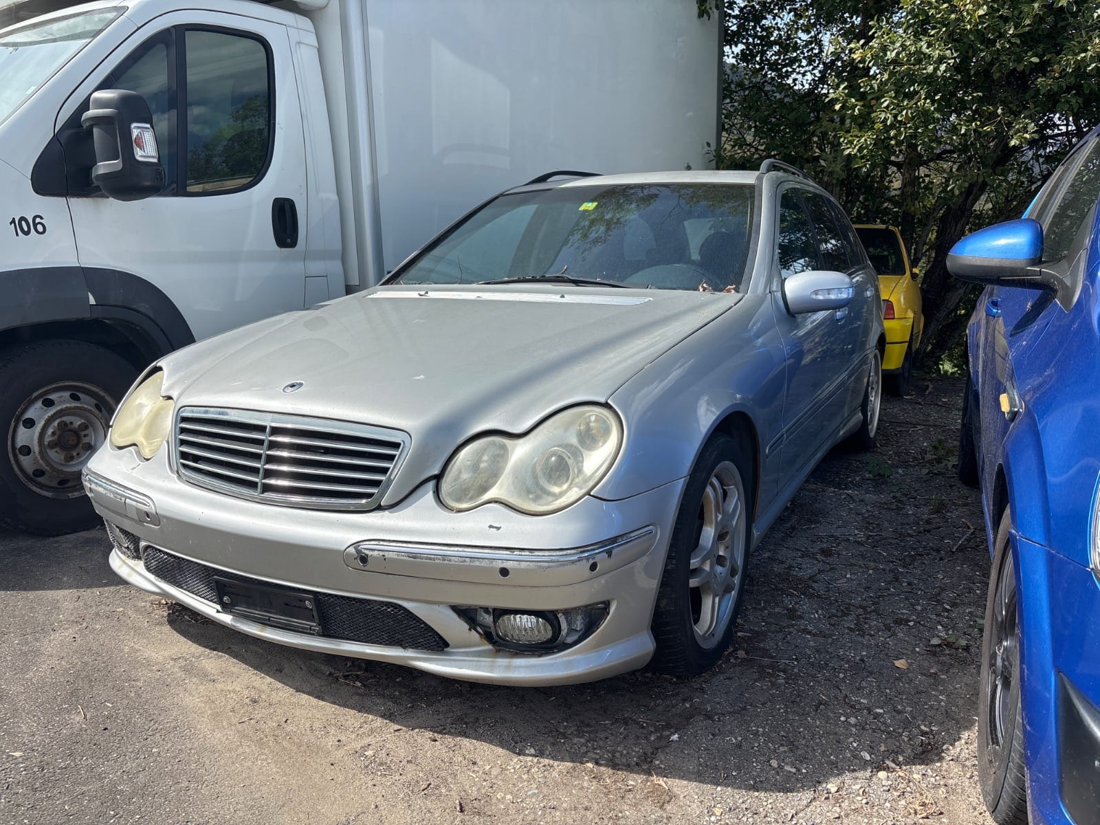 Mercedes C30 CDI AMG 2003 200'000 km roulant véhicule pour export Vallorbe Suisse romande Drive ON SA — photo 2