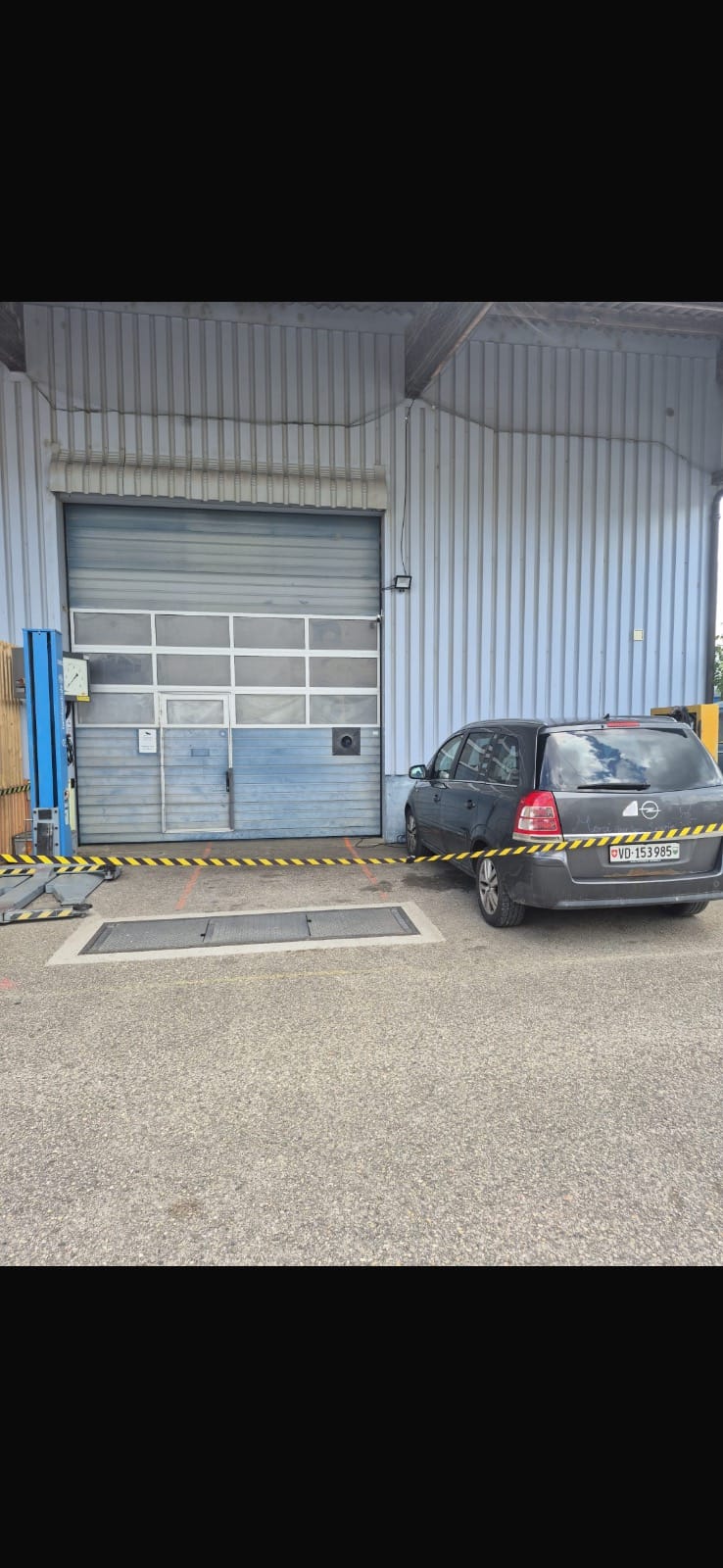 Opel Zafira (7 places) 2011 298'000 km non roulant véhicule pour export Vallorbe Suisse romande Drive ON SA — photo 2