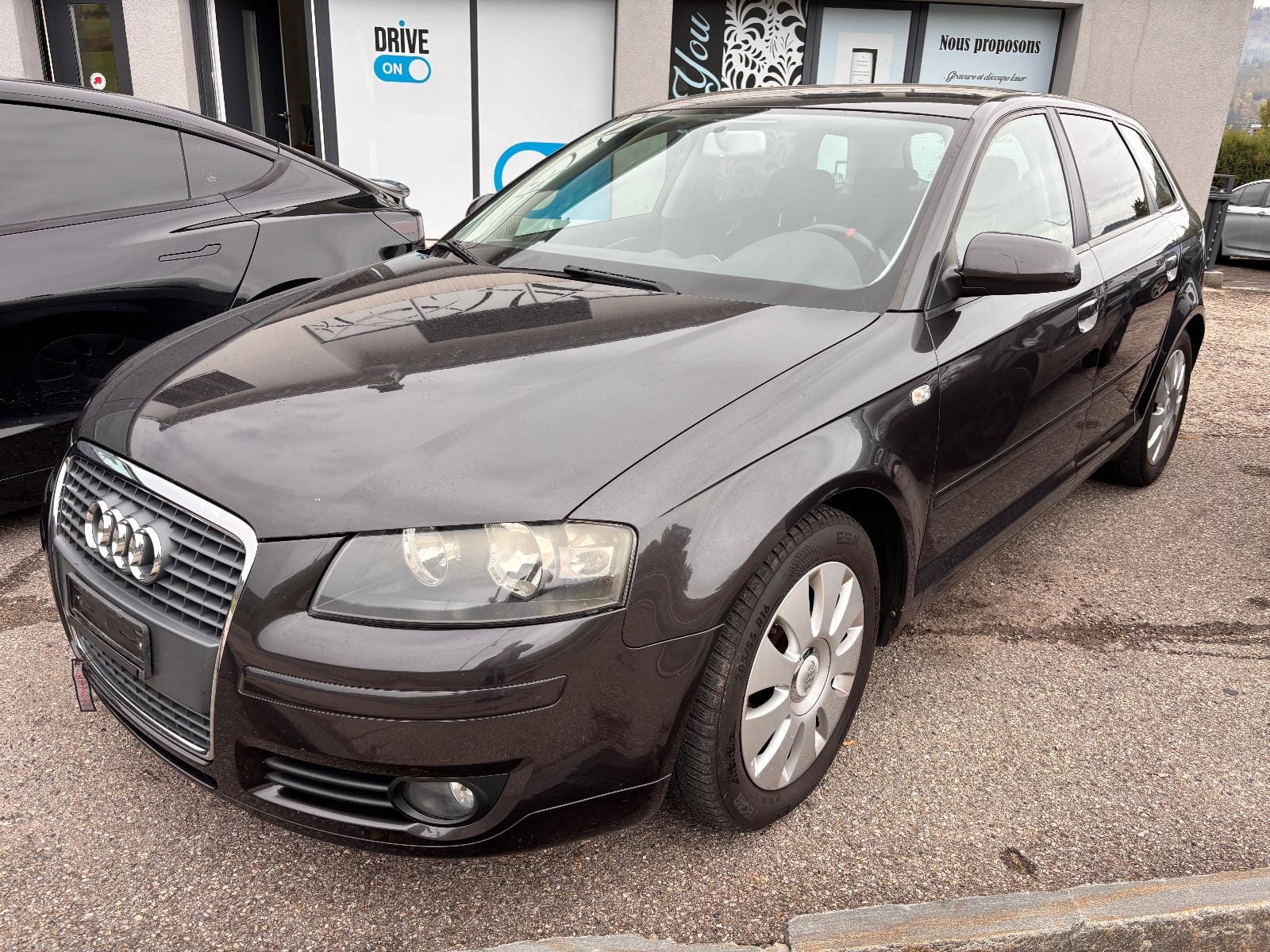 Audi A3 2.0 FSI 2006 255'000 km roulant véhicule pour export Vallorbe Suisse romande Drive ON SA